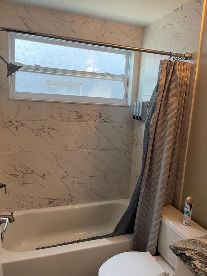 Cozy 3 Bedroom Home Close To Everything In Tampa! Exteriör bild