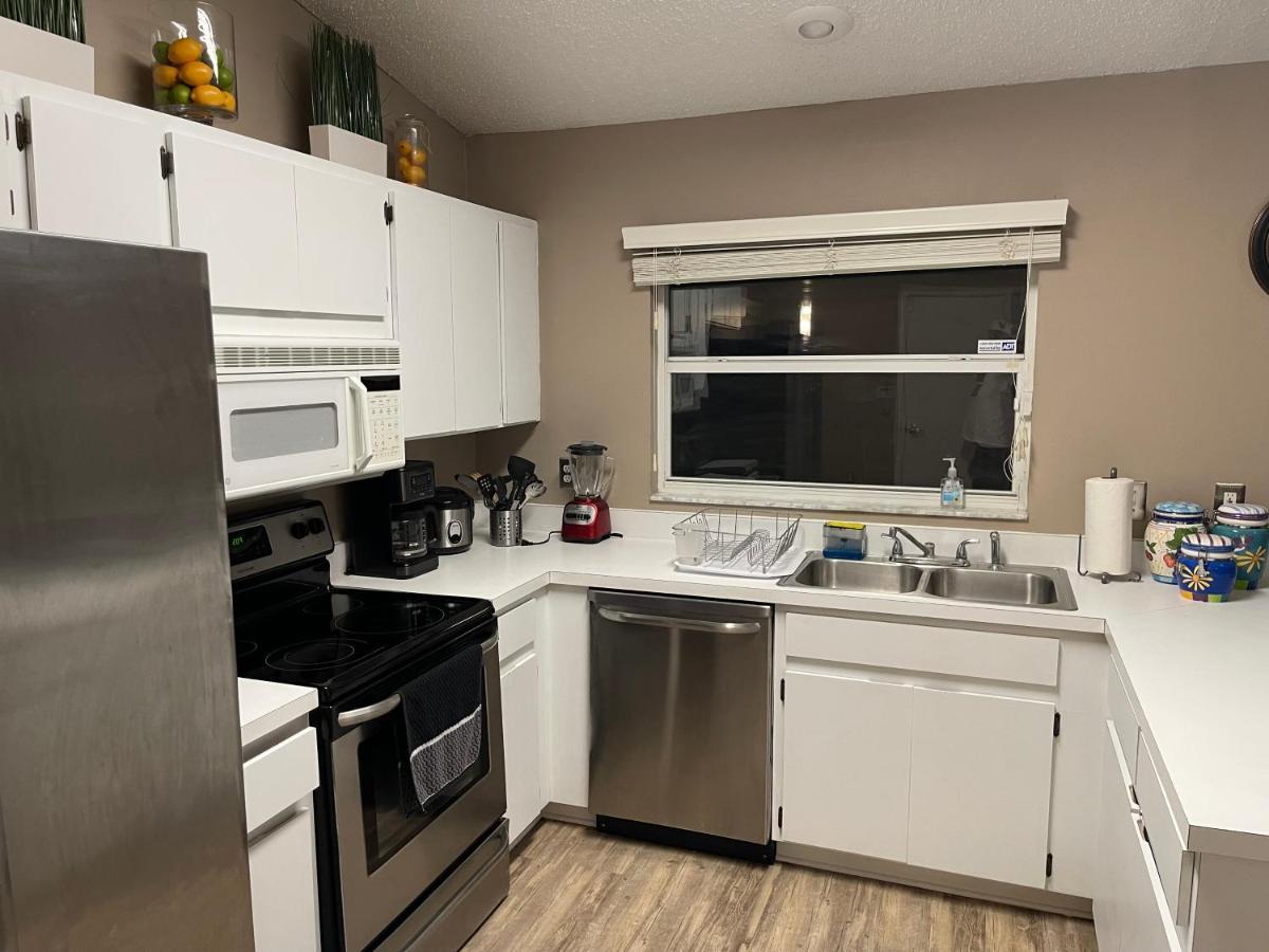 Cozy 3 Bedroom Home Close To Everything In Tampa! Exteriör bild