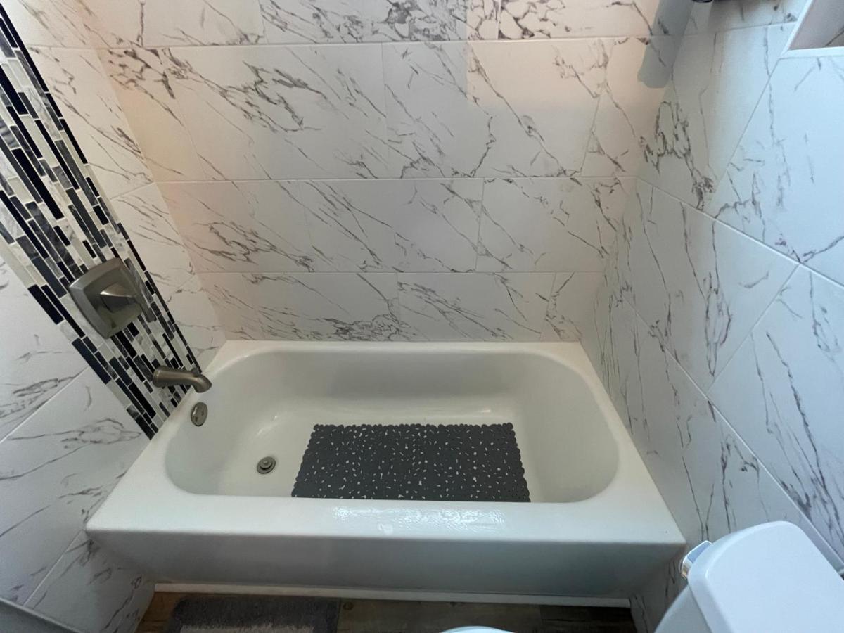 Cozy 3 Bedroom Home Close To Everything In Tampa! Exteriör bild